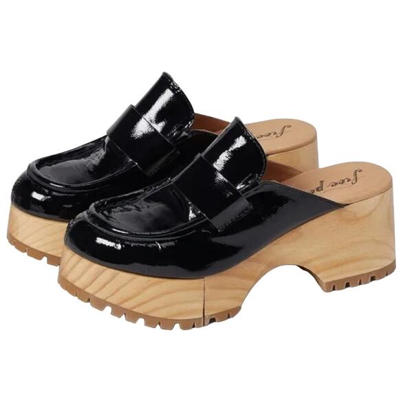 Free People Corbin Loafer Clogs in Black size 8